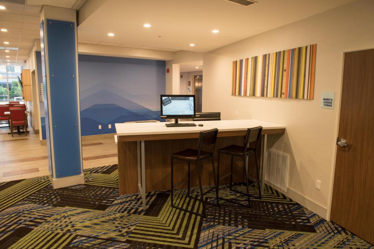 Holiday Inn Express & Suites Dayton North - Vandalia By Ihg Eksteriør billede